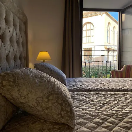 Casa-palacio Santa Pola * روندا